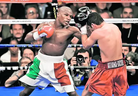 Boxerul Floyd Mayweather a dat lovitura la pariuri