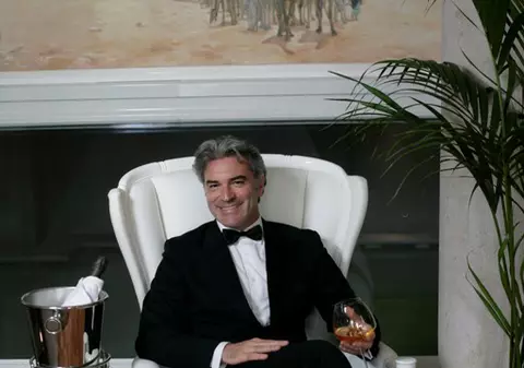 Studiile au demonstrat! Oamenii bogaţi, tentaţi să încalce mai des codul rutier, să fure şi să trişeze mai mult