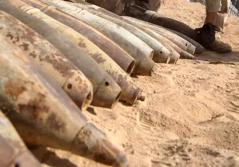 Ce trebuie făcut când găsiţi muniţie de orice fel? Doi copii din Iaşi au fost spulberaţi de explozia unui proiectil din al Doilea Război Mondial. Vezi cum poţi evita o tragedie similară