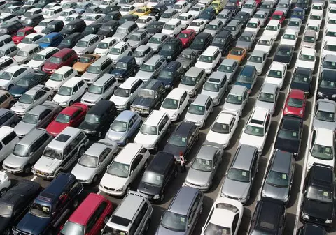 Piața auto din Europa a scăzut cu 78,3%, în luna aprilie