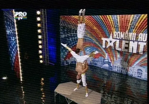 Acrobațiile celor de la Extreme Brothers au ținut publicul cu sufletul la gură la ”Românii au talent” 