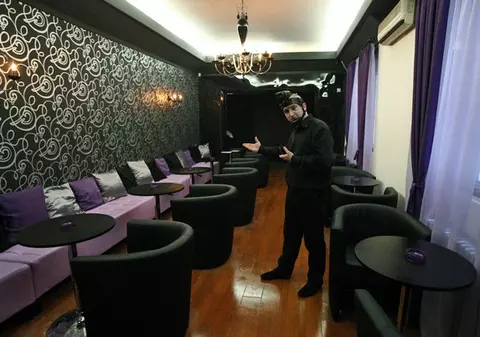 În Capitală există un restaurant unde mănânci pe întuneric. Vezi cum arată localul! FOTO