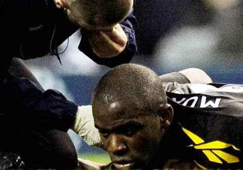 Miracol! Fabrice Muamba Râde din nou