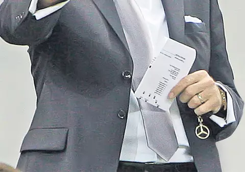 Mircea Sandu vorbește murdar chiar dacă el însuși a înființat Comisia de Etică