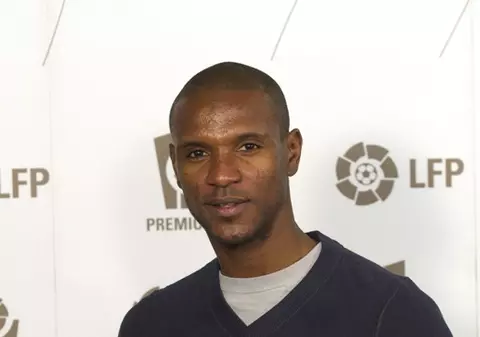 La un an după ce i-a fost extirpată o tumoare, Eric Abidal va fi supus unui transplant de ficat!