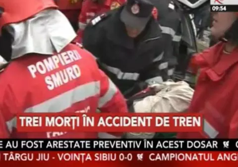 Accident grav la Iași. Trei persoane au murit după ce mașina le-a fost lovită de un tren