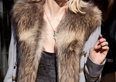 Actriţa January Jones şi-a mâncat placenta după naştere