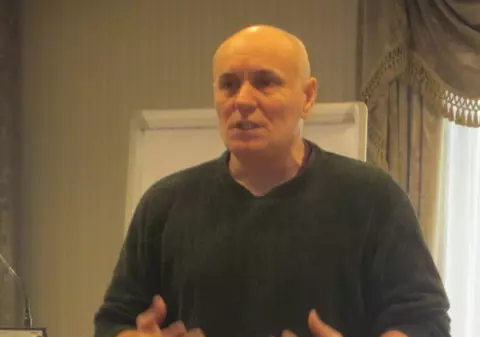 Psihologul Bebe Mihăescu: "România este o ţară depresivă, dar nu sunt paturi pentru toţi"