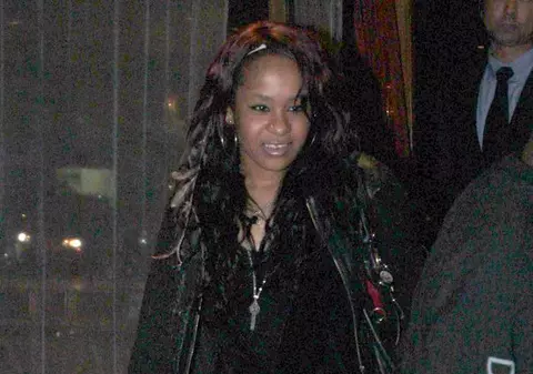 Prietenii și familia fiicei lui Whitney Houston, extrem de îngrijorați: ”Este pierdută și nu vrea să fie ajutată”