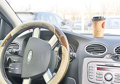 4 ponturi de la cititori ca să eviţi "sechestrarea maşinii"