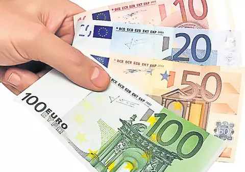 Tot mai mulţi clienţi câştigă procese cu băncile! Ai şi tu credit? Află ce şanse ai!