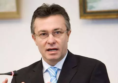 Ministrul de externe Cristian Diaconescu vrea să recupere tezaurul României din Rusia. Acesta valorează peste 2 miliarde de dolari