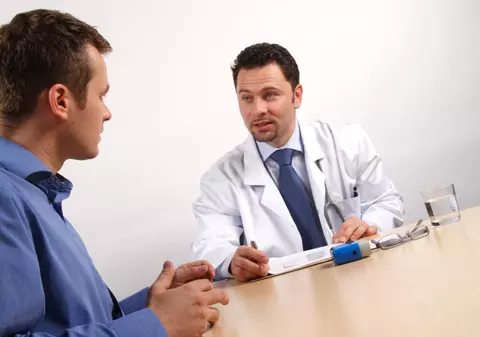 Iată care îţi sunt drepturile atunci când îţi faci analize medicale sau te operezi