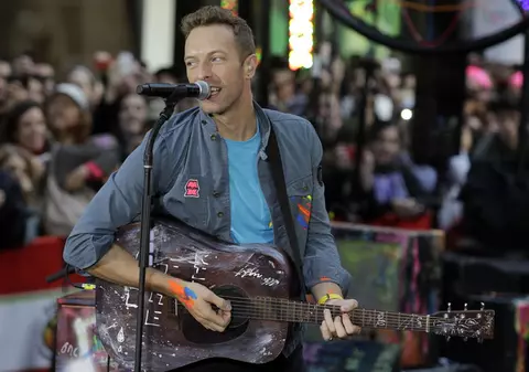 Dorinţe macabre de ziua lui! Chris Martin vrea concert la înmormântare