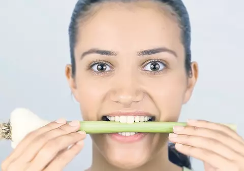 Usturoiul scade tensiunea, fasolea neagră reglează colesterolul