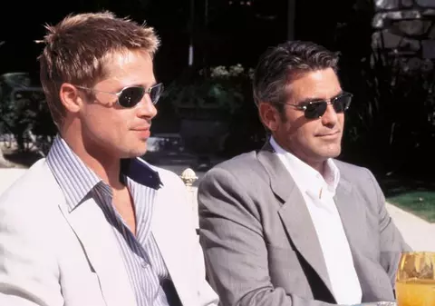 Brad Pitt și George Clooney joacă pentru homosexuali