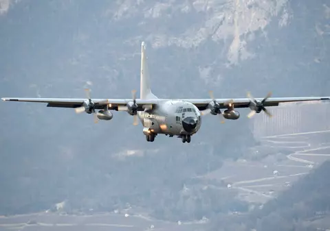 Un avion militar norvegian a dispărut în nordul Suediei cu cinci ofiţeri la bord