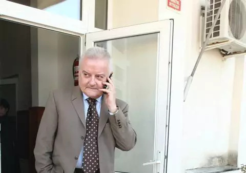 Irinel Columbeanu PIERDE TOT? Executorii au primit OK-ul să-i intre în vila din Izvorani  