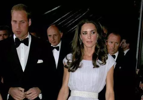 Kate şi William vor să adopte un copil, dar regina are o condiţie. Află despre ce e vorba!