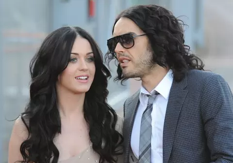 Katy Perry s-a înfuriat când Russell Brand a intentat divorțul. Află cum s-a răzbunat!