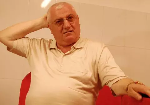 Dumitru Dragomir l-a ironizat pe fostul ofiţer de presă al Ligii Profesioniste de Fotbal. Vezi ce post i-a oferit după ce l-a dat afară.