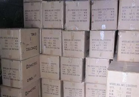 Zeci de tone de piese auto au fost confiscate la Biroul Vamal Siret. Vezi câ valora transportul fără acte 