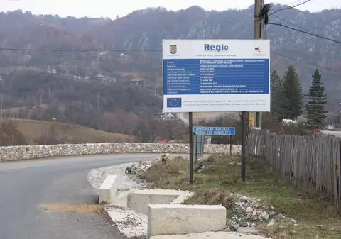 Autorităţile au atins culmile hărniciei: au reparat Podul lui Dumnezeu,  contra sumei de 10 milioane de euro