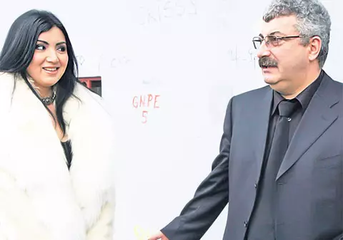 Adriana Bahmuţeanu îşi mai doreşte o fetiţă: "ÎNCĂ nu sunt însărcinată"