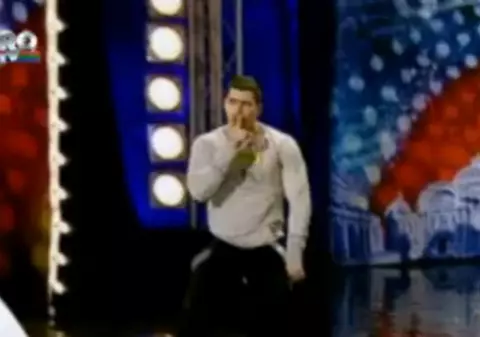 Românii au Talent | Un fost antrenor de fitness i-a impresionat pe juraţi | VIDEO