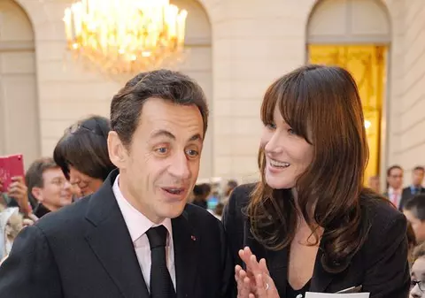 Carla Bruni: "Mă tem că soţul meu ar putea muri"