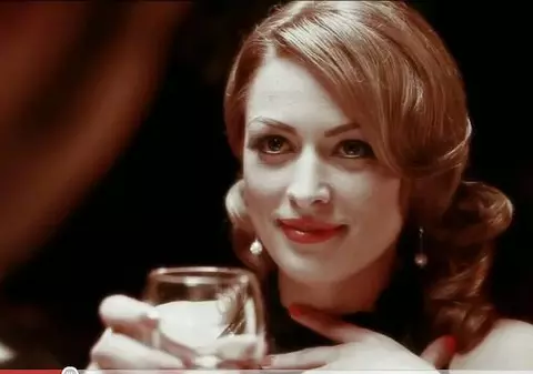 Silvia de la Pin Up Girls: "De când sunt gravidă, fur din piaţă"