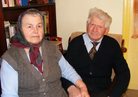 Familia Băsescu obişnuia să petreacă Paştele la bunicii din Suceava