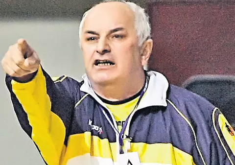 Antrenorul lui HC Zalău, Gheorghe Tadici: "Dacă nu ţip, risc să explodez"