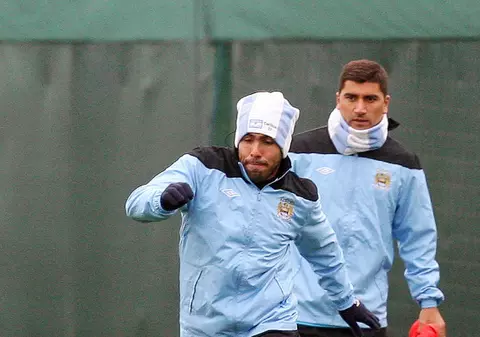 Tevez revine la prima echipă a lui Manchester City şi va lua loc lângă Pantilimon