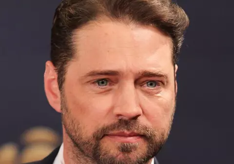 Vi-l mai amintiţi pe Brandon din "Beverly Hills, 90210"? Iată ce face acum renumitul actor!