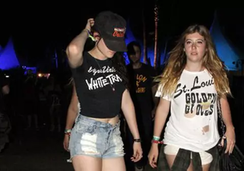 Surpriză de proporţii! Designerii o ocolesc datorită imaginii ei NEGLIJENTE şi SLINOASE, însă a fost aleasă CEA MAI BINE ÎMBRĂCATĂ femeie din lume! FOTO