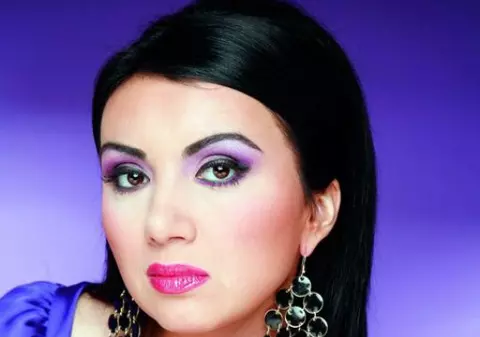 Adriana Bahmuţeanu: "Cât am fost divorţată de Prigoană, e problema mea cum mi-am trăit viaţa. N-am fost Maica Tereza, dimpotrivă"