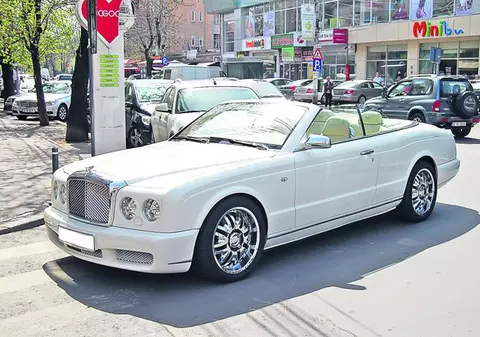 Iată ce bijuterii circulă prin Capitală