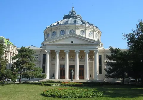 Câţi turişti a atras Bucureştiul anul trecut