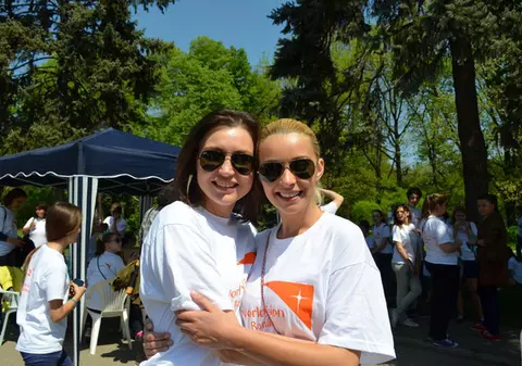 Diana Dumitrescu, Andreea Răducan și Daniela Nane au mers pe jos 10 kilometri, pentru copiii nevoiași