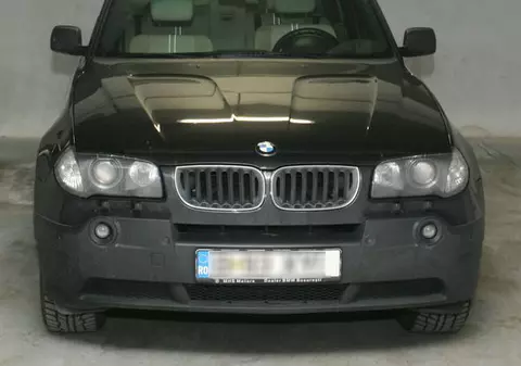 Bărbaţii care conduc un BMW sunt de două ori mai infideli decât proprietarii altor maşini