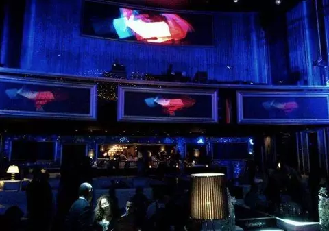 Șase tineri și-au pierdut viața într-un incendiu la o discotecă din Serbia