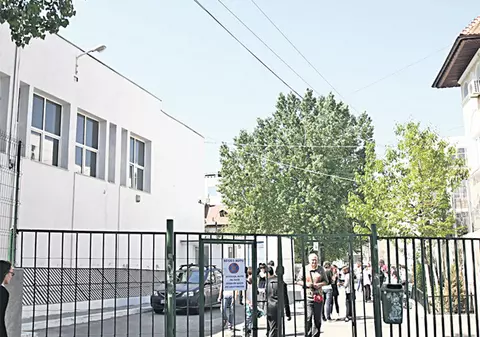 Anchetă inedită la Colegiul German Goethe din Bucureşti: îl caută după arborele genealogic | EXCLUSIV