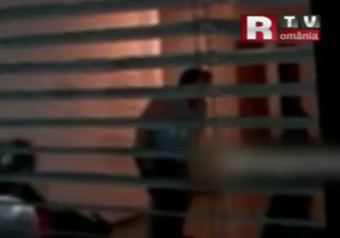 ŞOCANT! Un copil de 10 ani, bătut crunt de părinţii sociali în noaptea de Înviere | VIDEO 