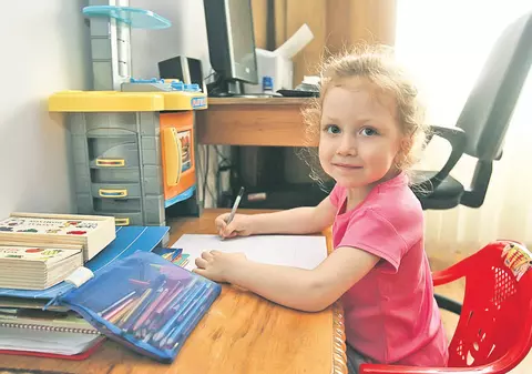 Ce se mai schimbă în sistemul de învățământ