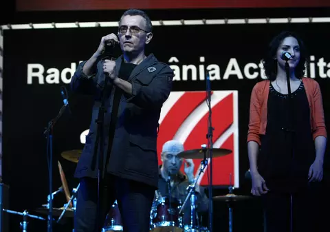 Taxi cântă pentru Fundaţia Nicolei Kidman