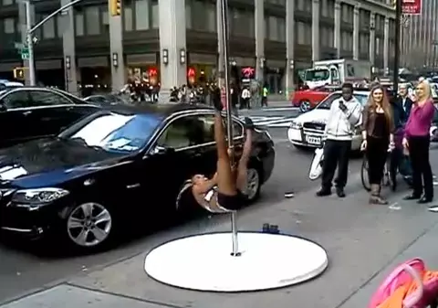 VREI DANS LA BARĂ? Renunţă la metrou! Mergi pe jos! | VIDEO