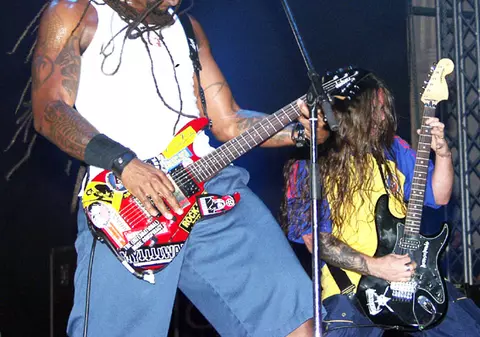 Sepultura, vedetele heavy metal-ului, se întorc în România