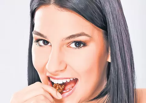 Nucile favorizează digestia