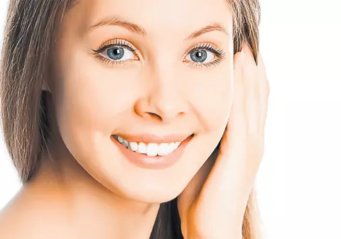 Ceaiul de busuioc regenerează părul!